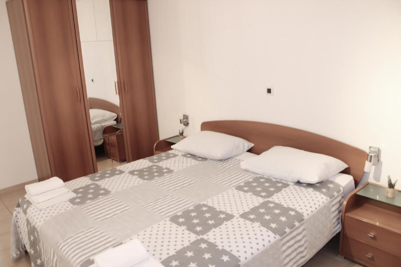 Apartments Larus Baska Voda Ngoại thất bức ảnh
