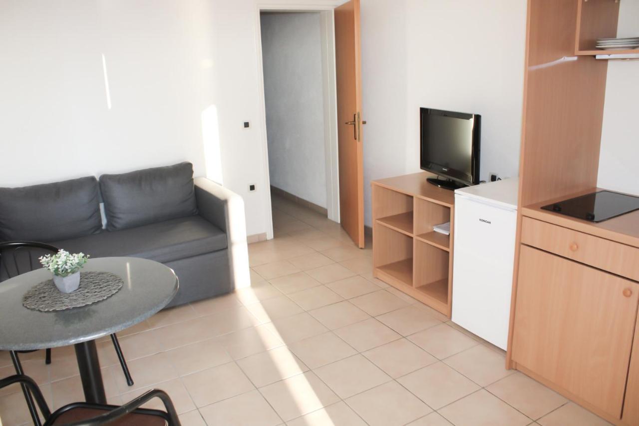 Apartments Larus Baska Voda Ngoại thất bức ảnh