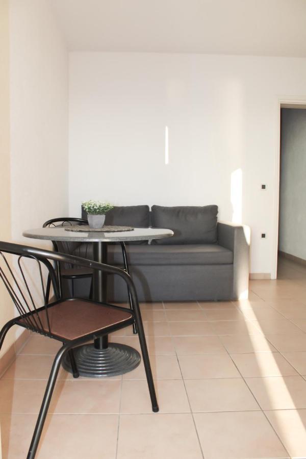 Apartments Larus Baska Voda Ngoại thất bức ảnh