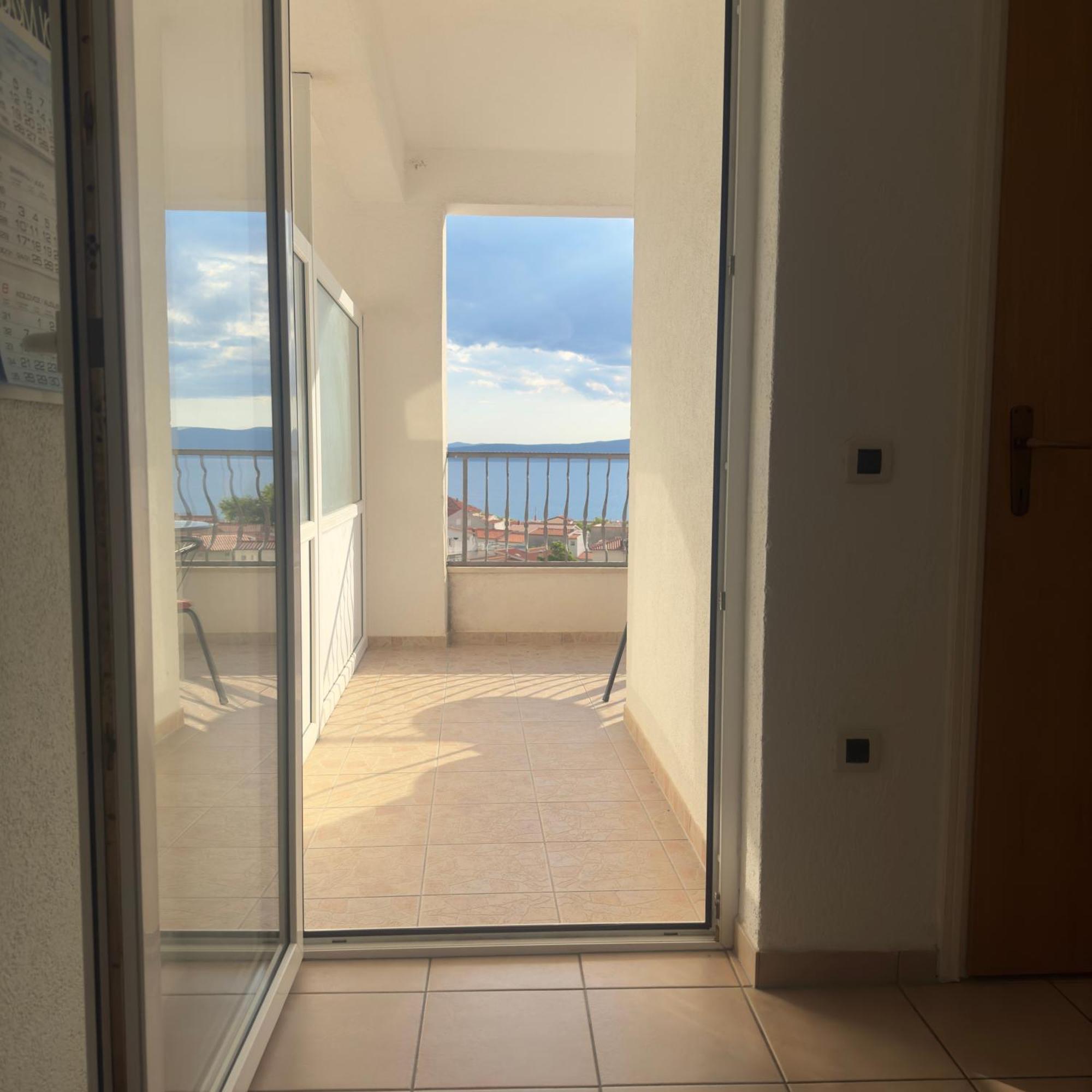 Apartments Larus Baska Voda Phòng bức ảnh